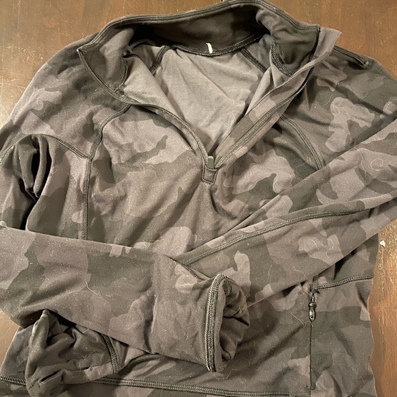 Lululemon ready to rulu cropped half zip size 8 - Picture 2 of 2